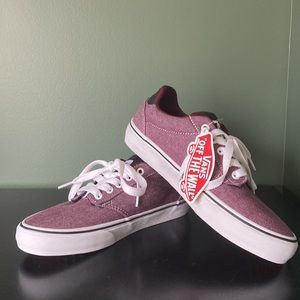 New with tags! Mens Deluxe Comfort Vans
